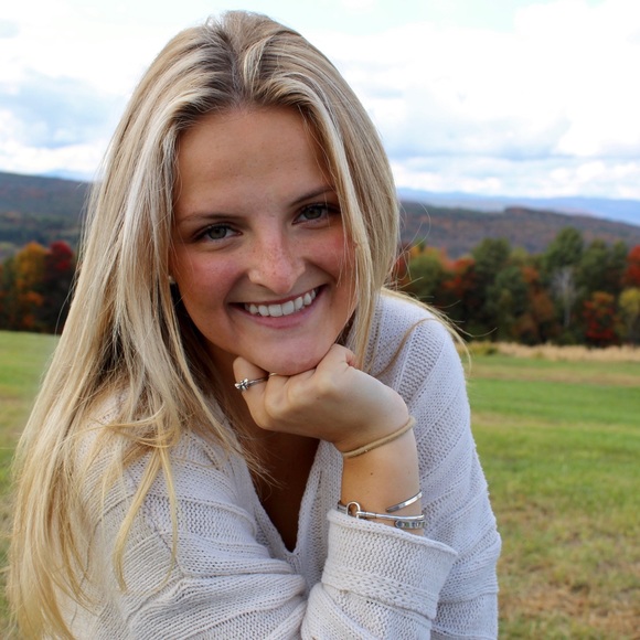 Meet your Posher, Christine - Picture 1 of 1